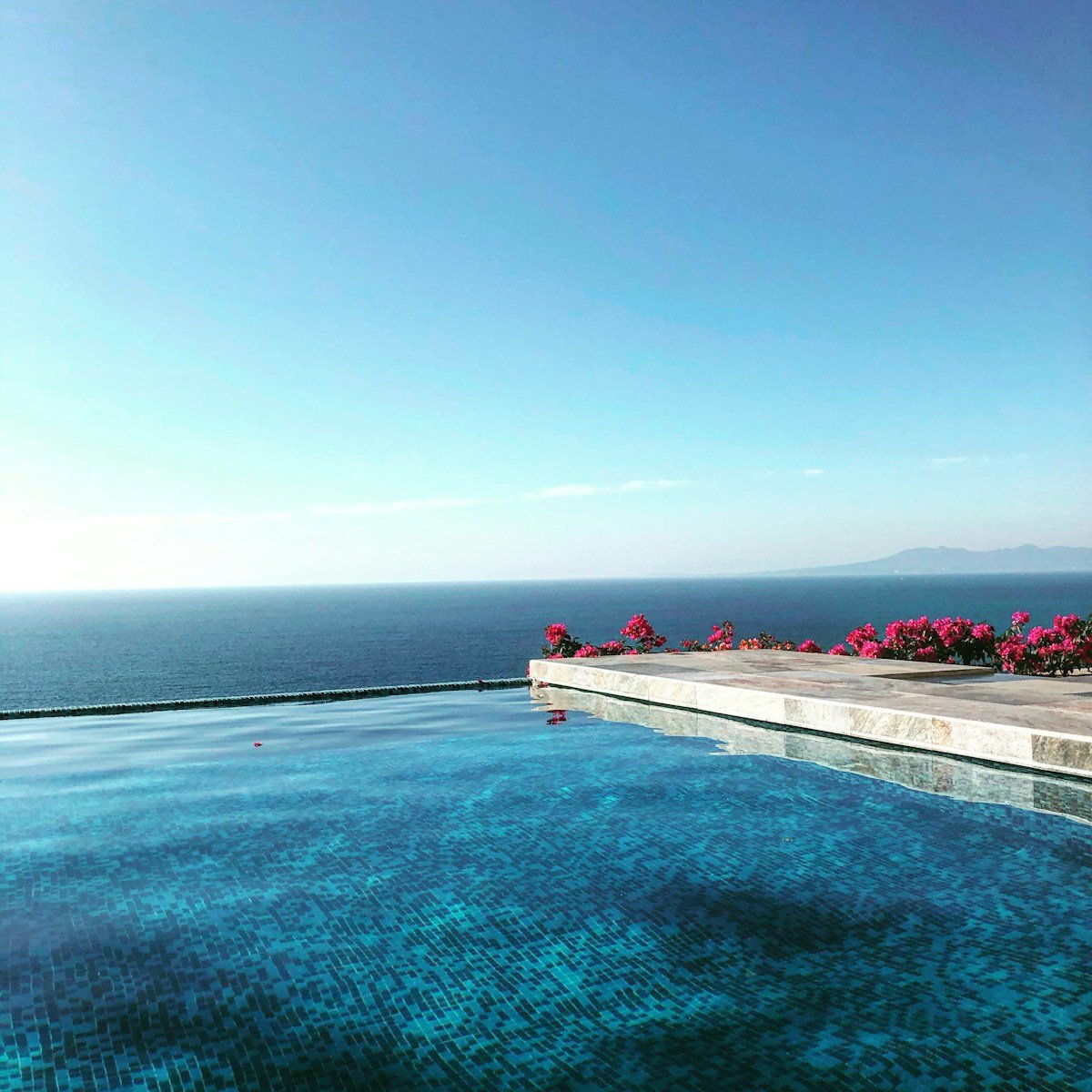 Infinity swimming pool