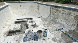Cracked swimming pool plaster Phoenix